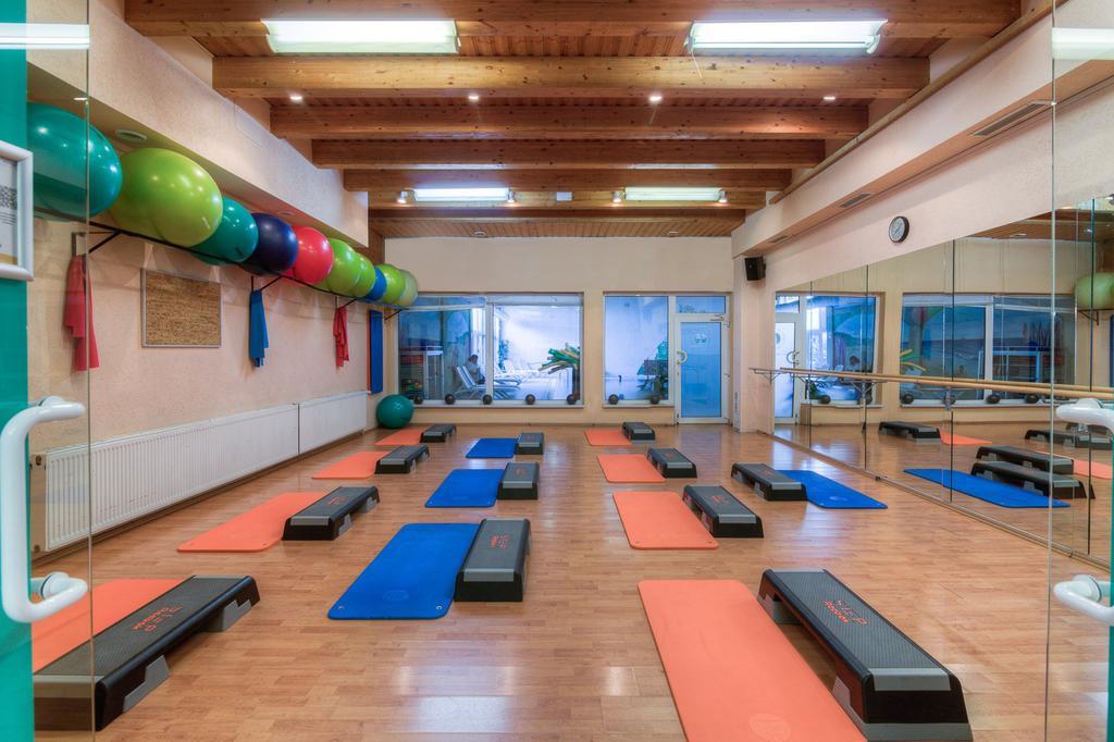 Sport- & Vital-Resort Neuer Hennings Hof Perleberg Ngoại thất bức ảnh